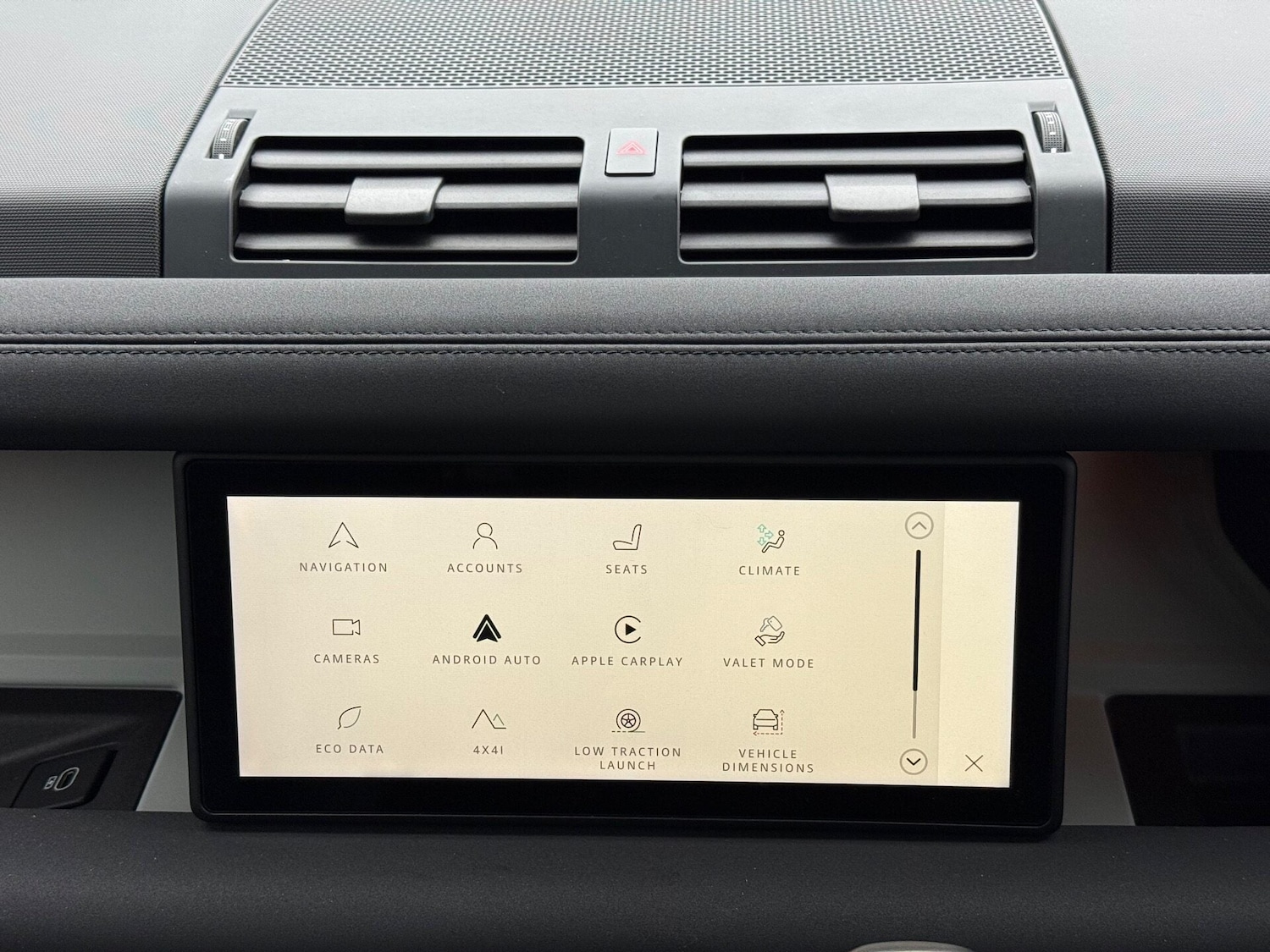 Used Land Rover Defender 2022 for sale - 76957115: Photo 48