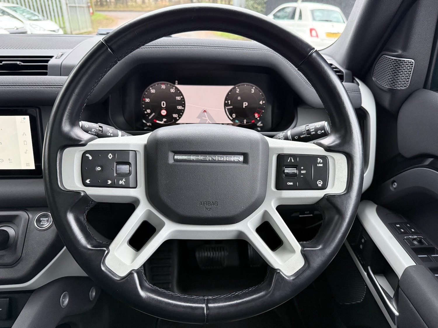 Used Land Rover Defender 2022 for sale - 76957115: Photo 8