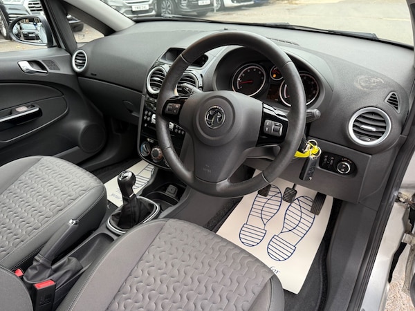 Used Vauxhall Corsa 2015 for sale - 76205807: Photo 12