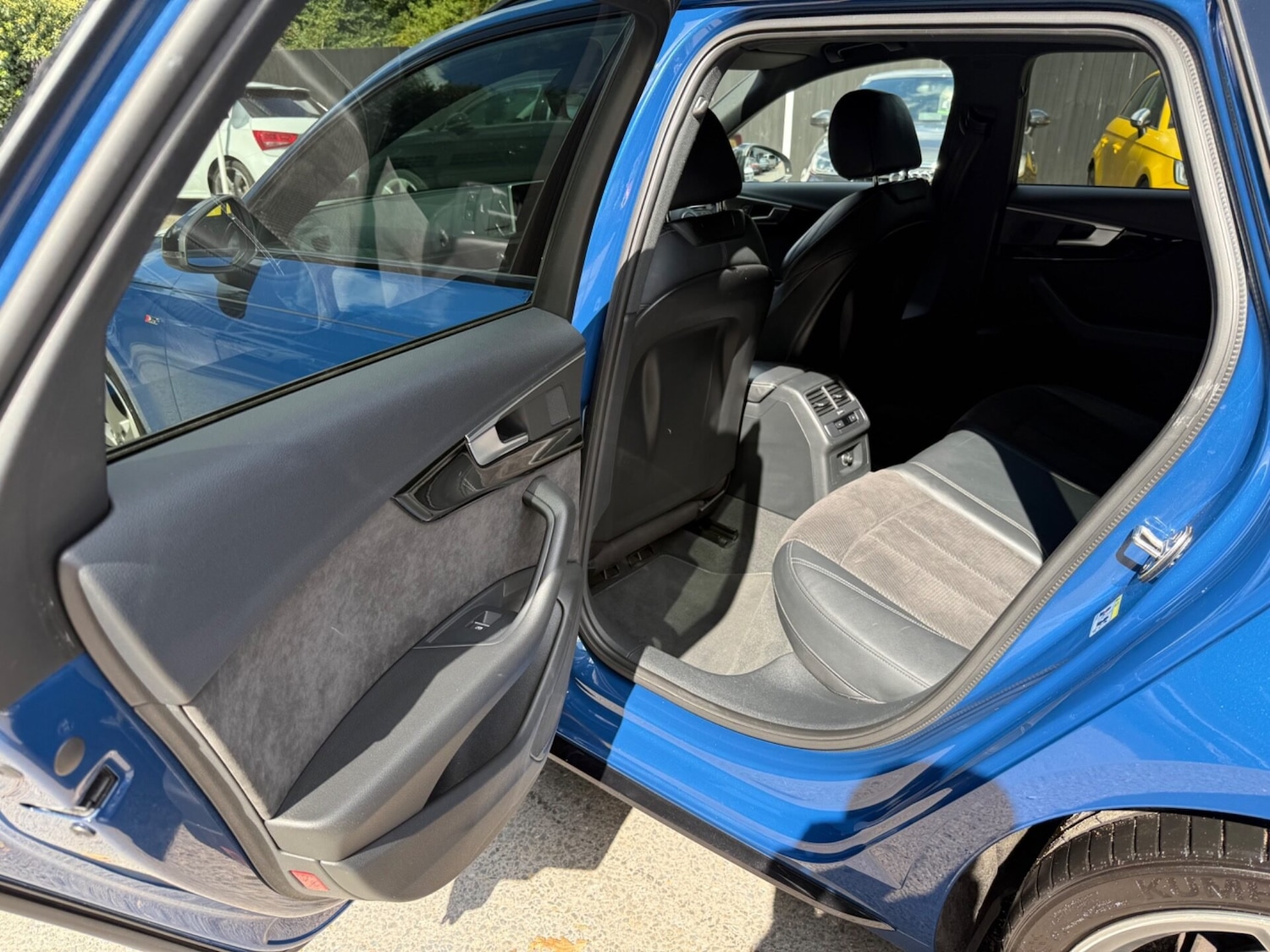 Vehicle 28