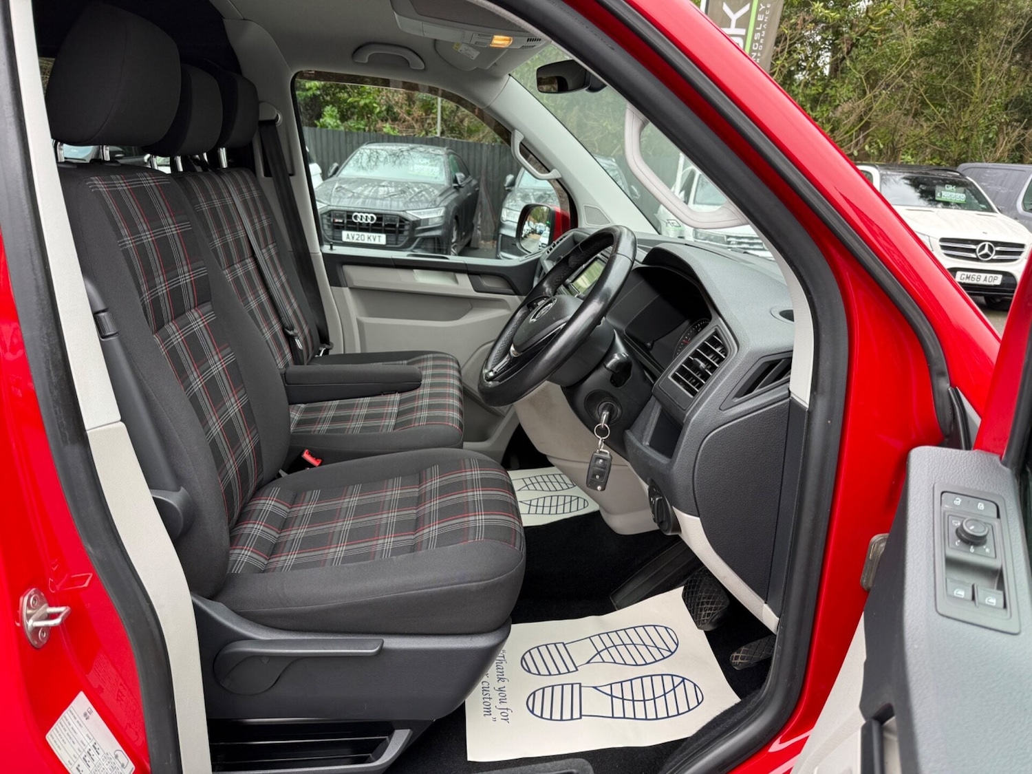 Used Volkswagen Transporter 2018 for sale - 77391777: Photo 17