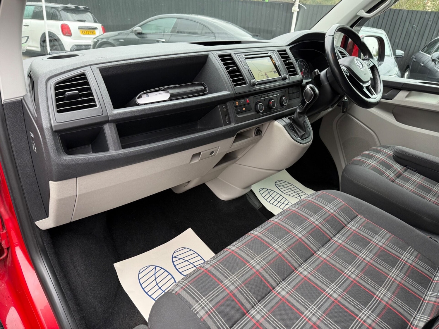 Used Volkswagen Transporter 2018 for sale - 77391777: Photo 22