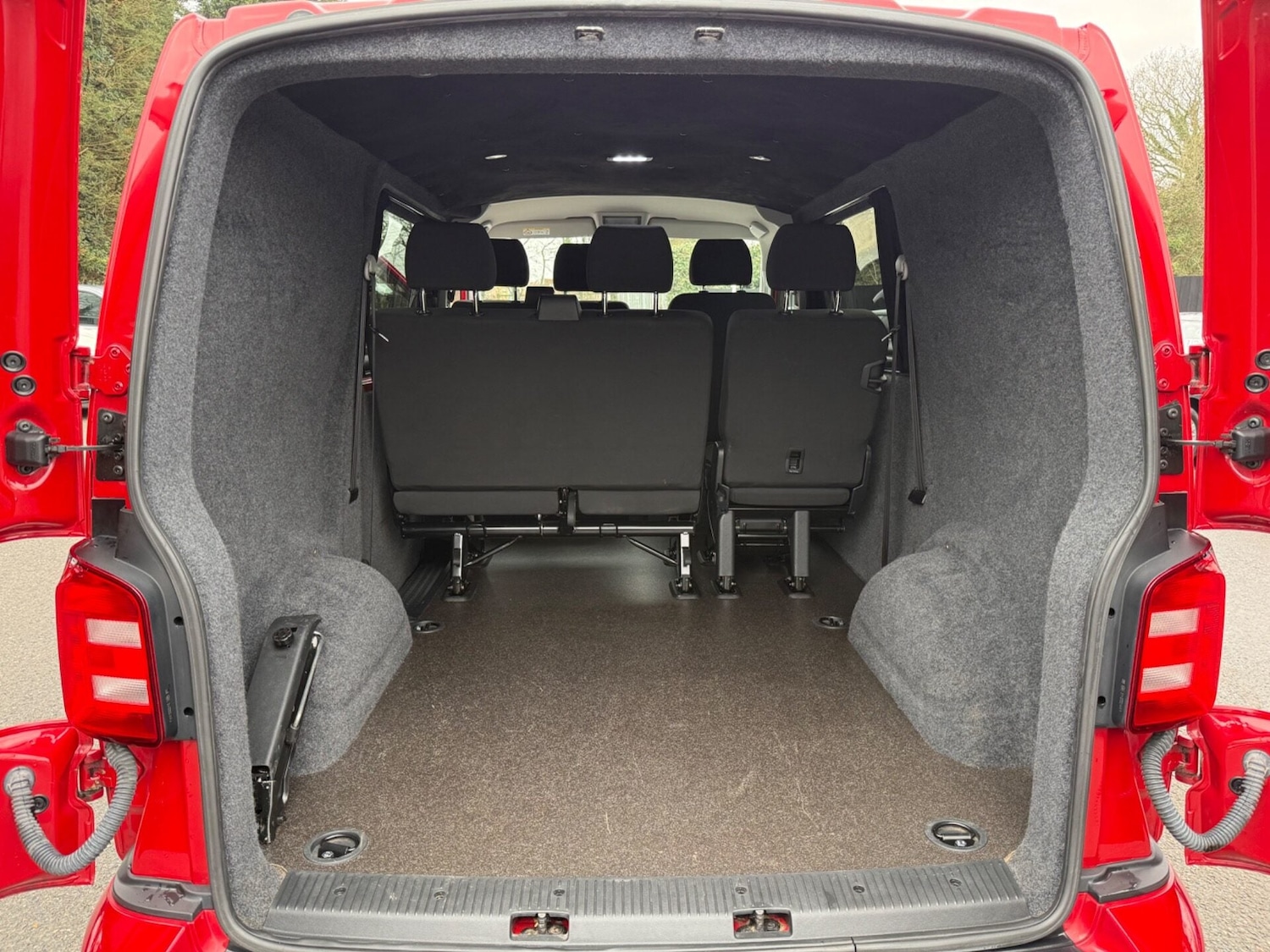 Used Volkswagen Transporter 2018 for sale - 77391777: Photo 6