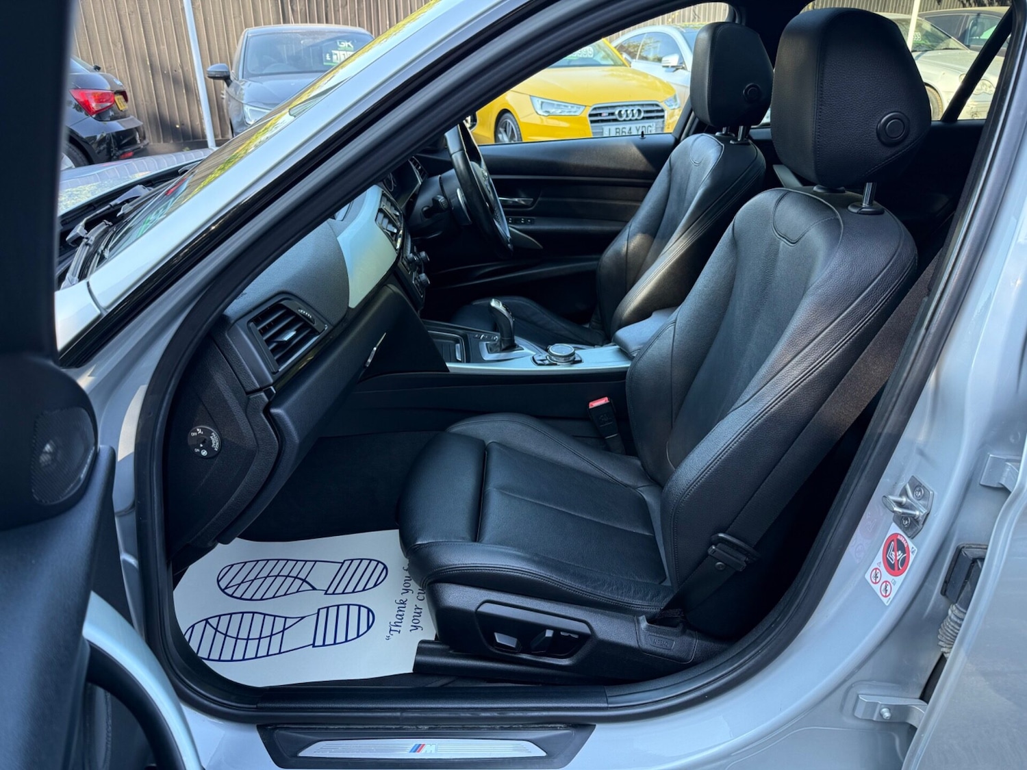 Vehicle 29