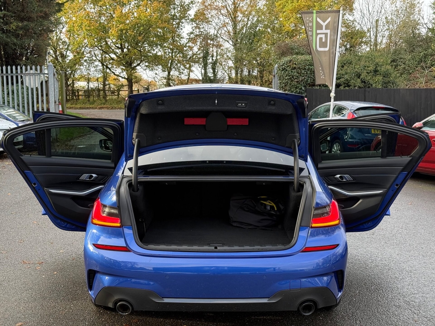 Used BMW 3 Series 2021 for sale - 76553800: Photo 21