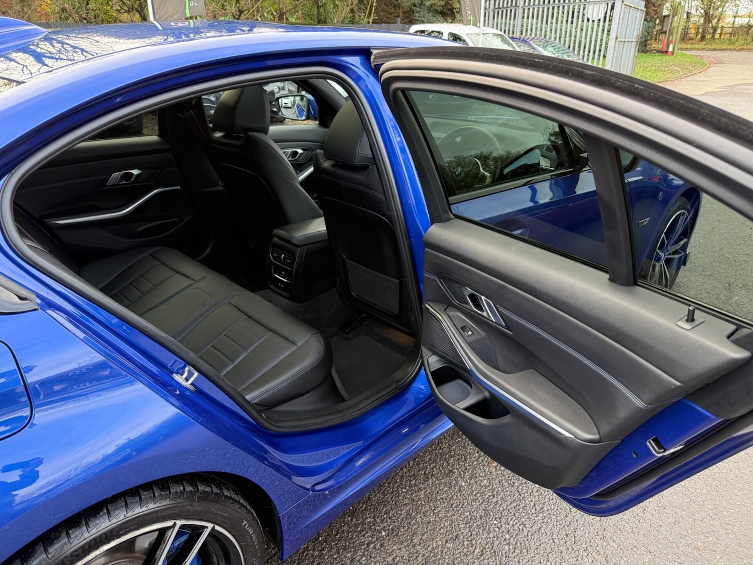 Used BMW 3 Series 2021 for sale - 76553800: Photo 33