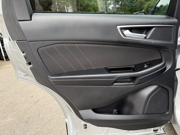 Used Ford Edge 2017 for sale - 75627028: Photo 28
