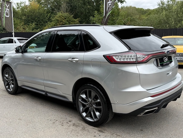 Used Ford Edge 2017 for sale - 75627028: Photo 2