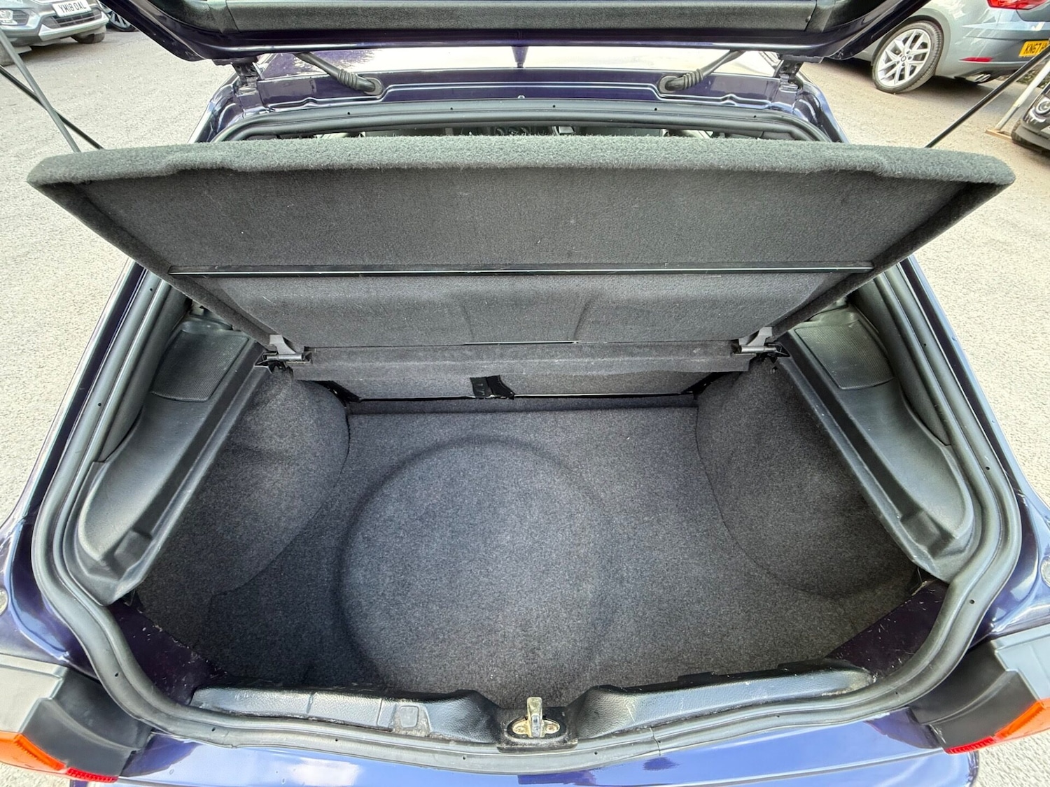 Used Volkswagen Corrado 1995 for sale - 76126598: Photo 34