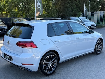 Used Volkswagen Golf 2018 for sale - 78459316: Photo