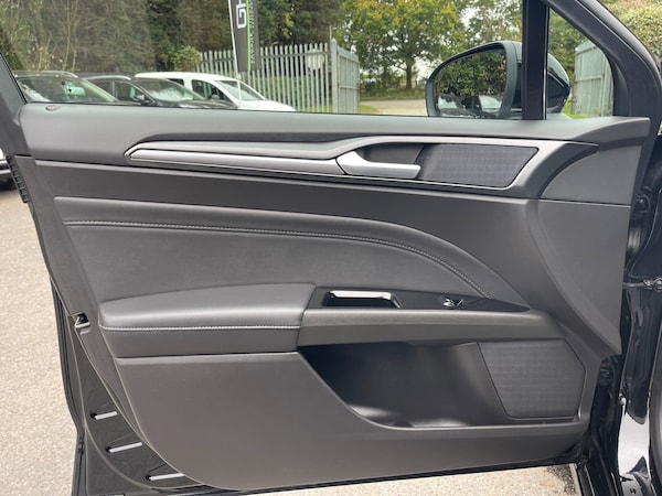 Used Ford Mondeo 2021 for sale - 76205833: Photo 22