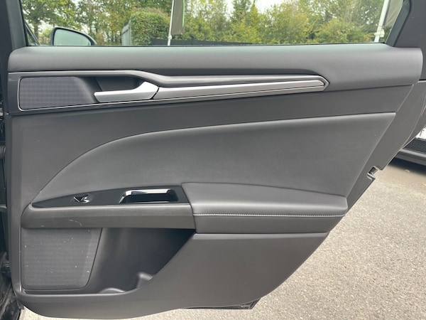Used Ford Mondeo 2021 for sale - 76205833: Photo 32