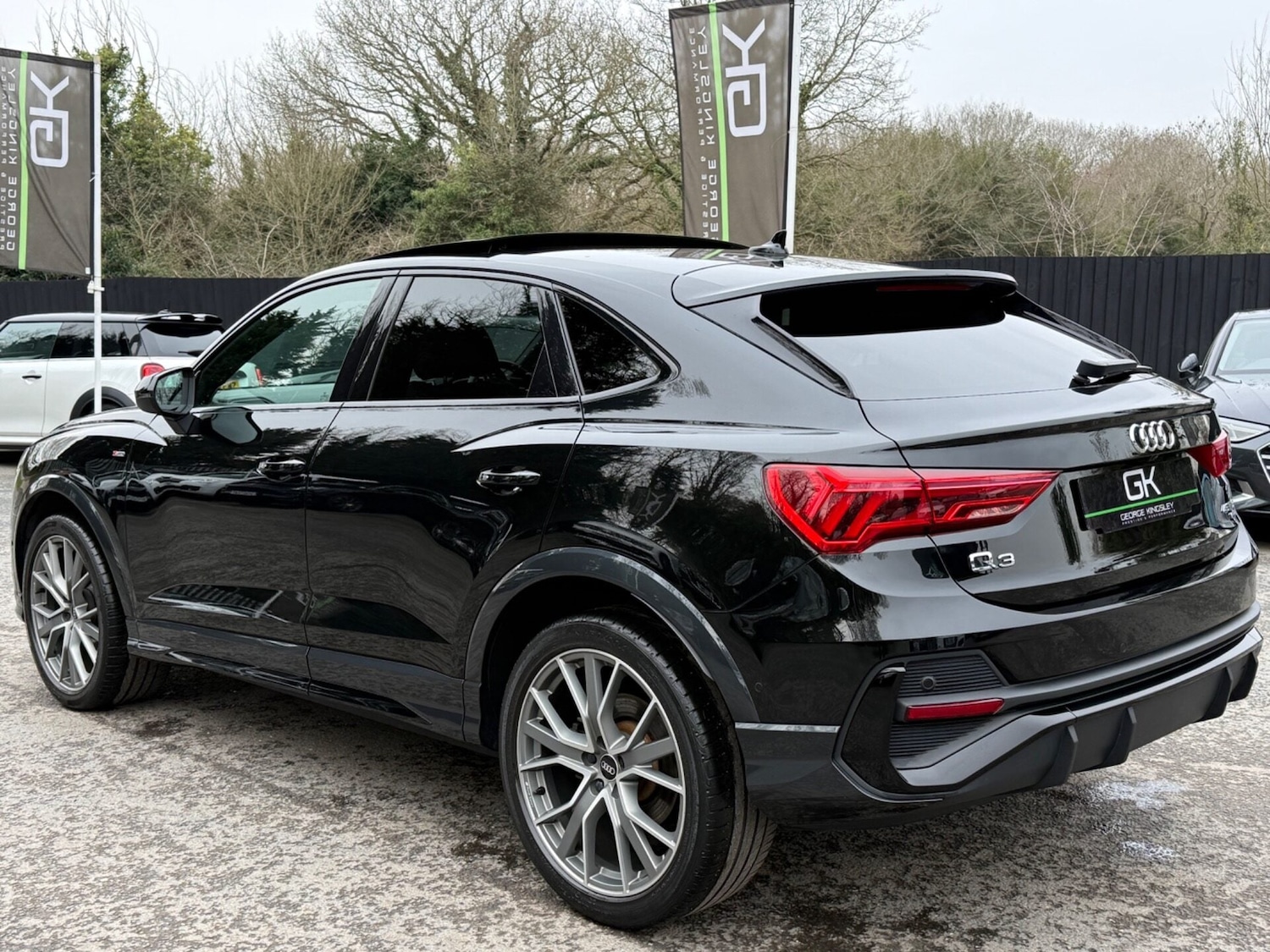 Used Audi Q3 2020 for sale - 77363360: Photo 2