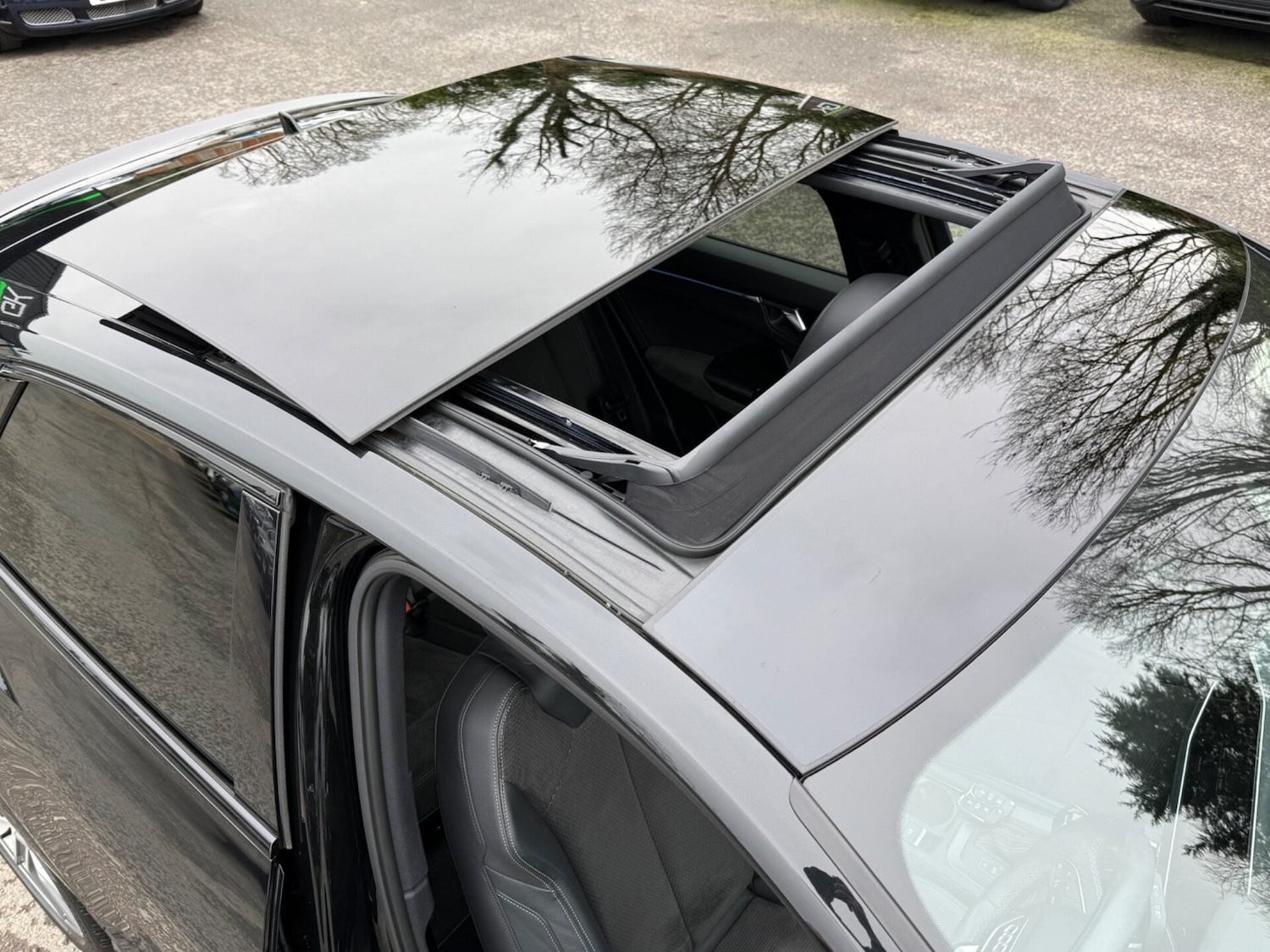 Used Audi Q3 2020 for sale - 77363360: Photo 4