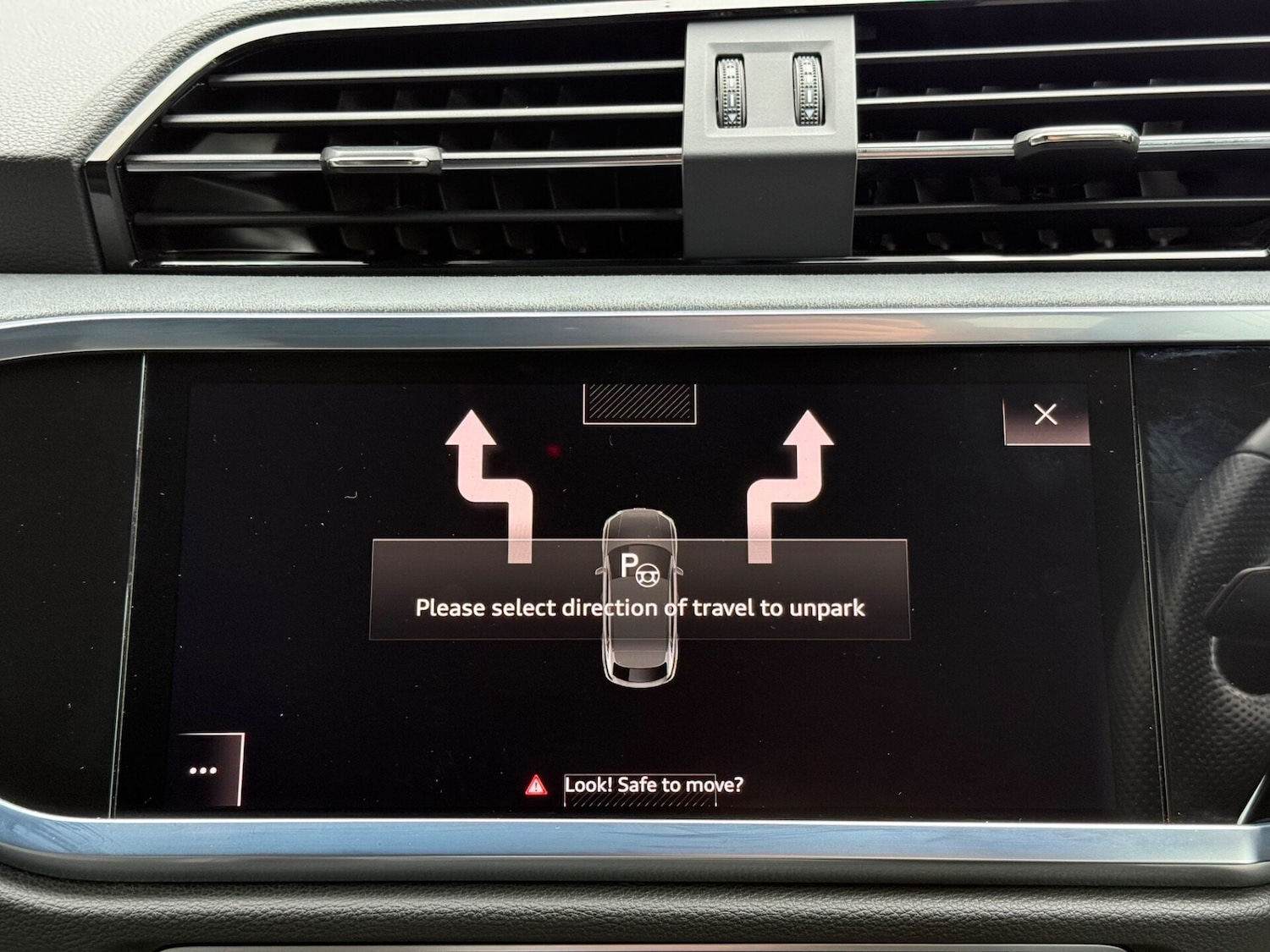 Used Audi Q3 2020 for sale - 77363360: Photo 51