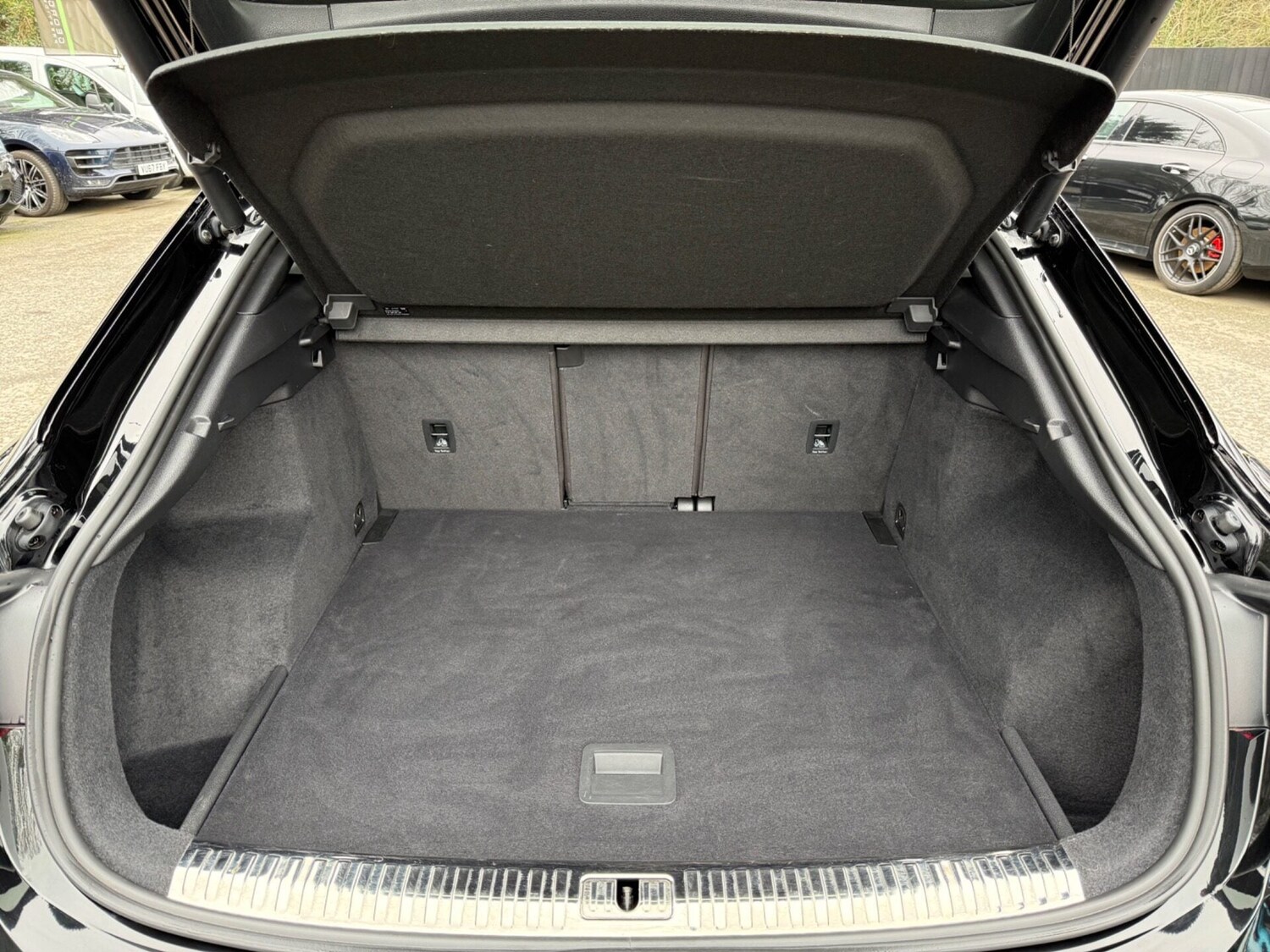 Used Audi Q3 2020 for sale - 77363360: Photo 66