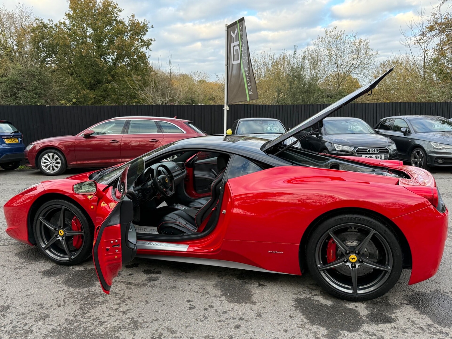 Used Ferrari 458 2018 for sale - 76625312: Photo 19