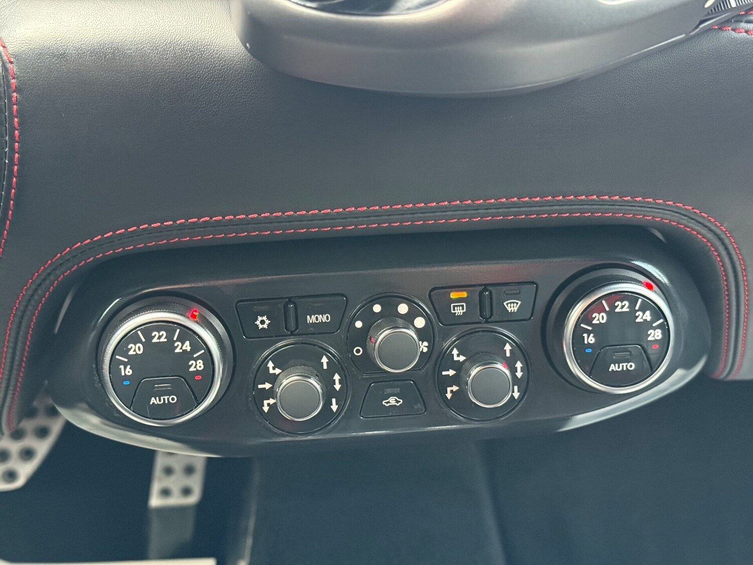 Used Ferrari 458 2018 for sale - 76625312: Photo 35