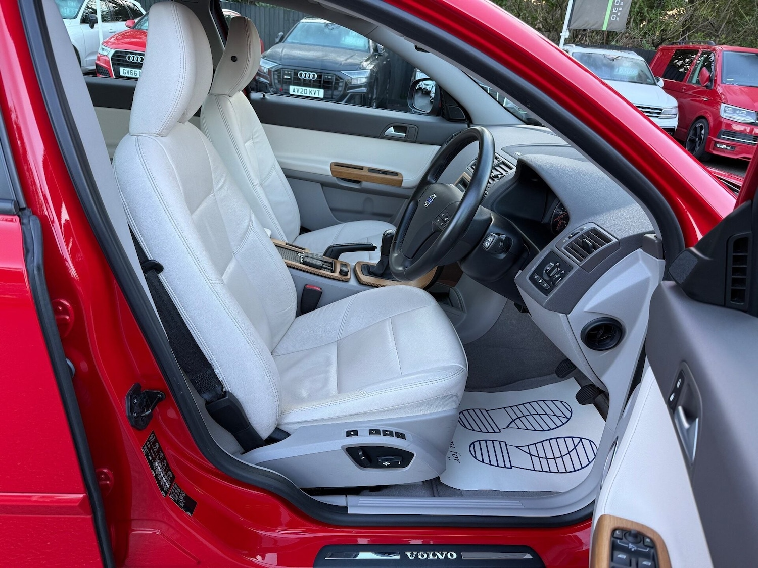 Used Volvo V50 2011 for sale - 77234554: Photo 14