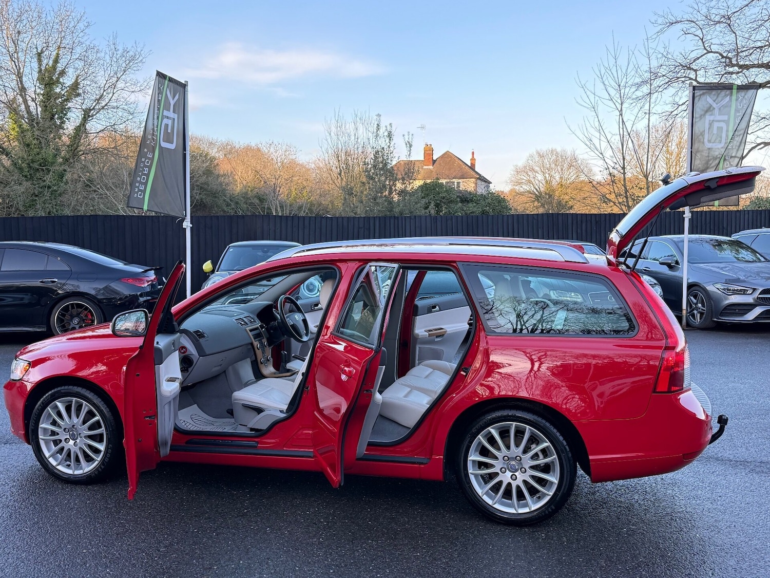 Used Volvo V50 2011 for sale - 77234554: Photo 22