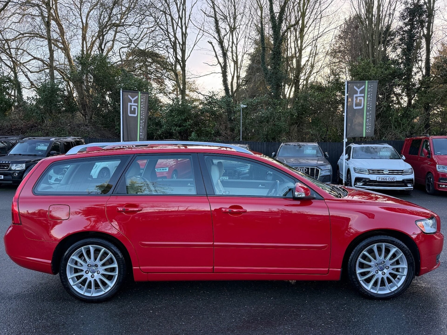 Used Volvo V50 2011 for sale - 77234554: Photo 5