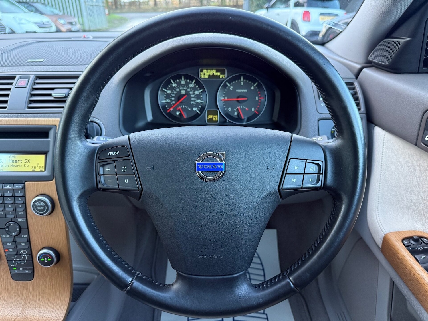 Used Volvo V50 2011 for sale - 77234554: Photo 7