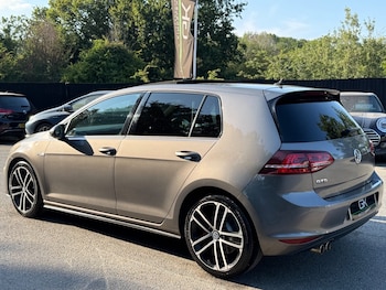 Used Volkswagen Golf 2017 for sale - 79242738: Photo