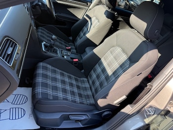 Used Volkswagen Golf 2017 for sale - 79242738: Photo