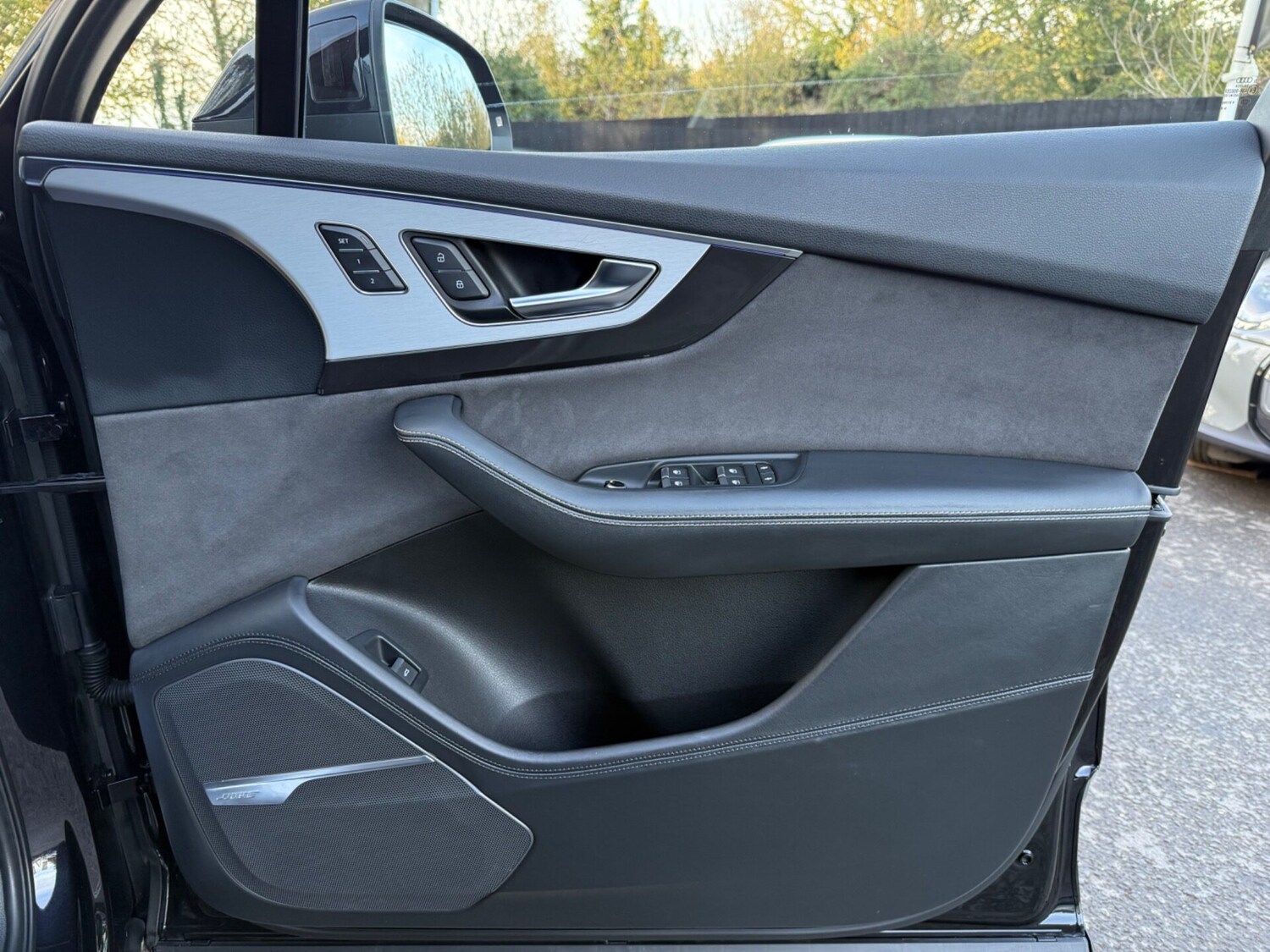 Used Audi Q7 2015 for sale - 76558408: Photo 43