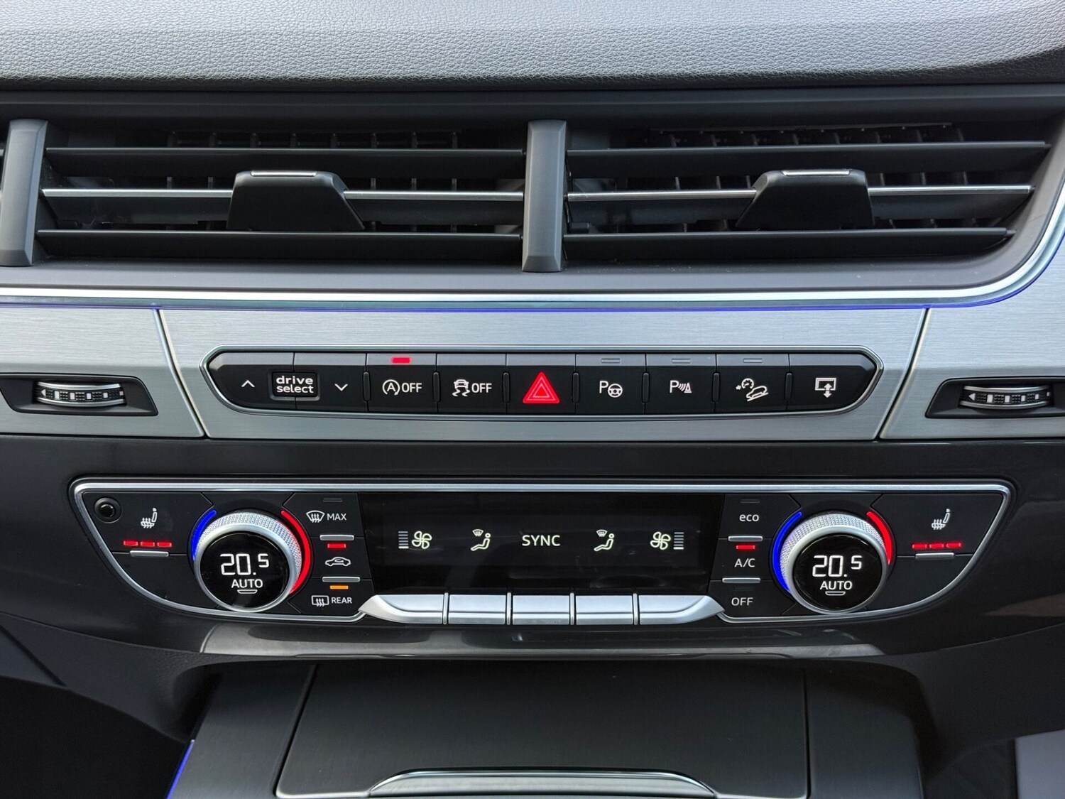 Used Audi Q7 2015 for sale - 76558408: Photo 49