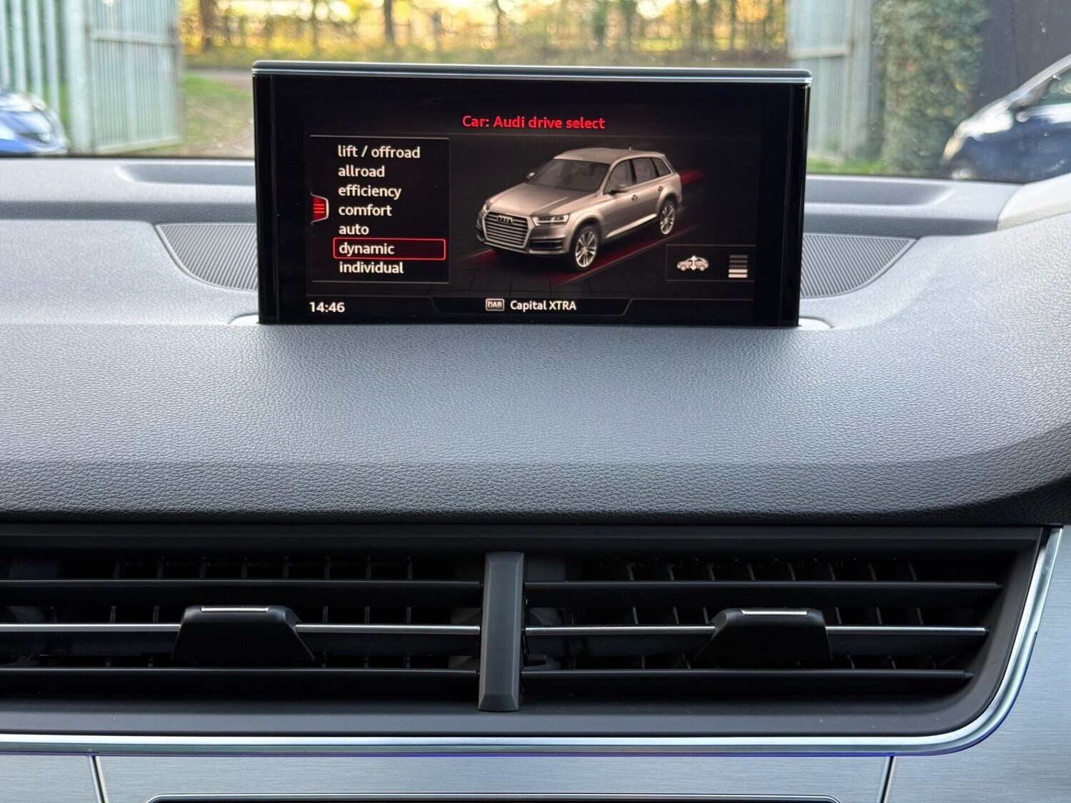 Used Audi Q7 2015 for sale - 76558408: Photo 55