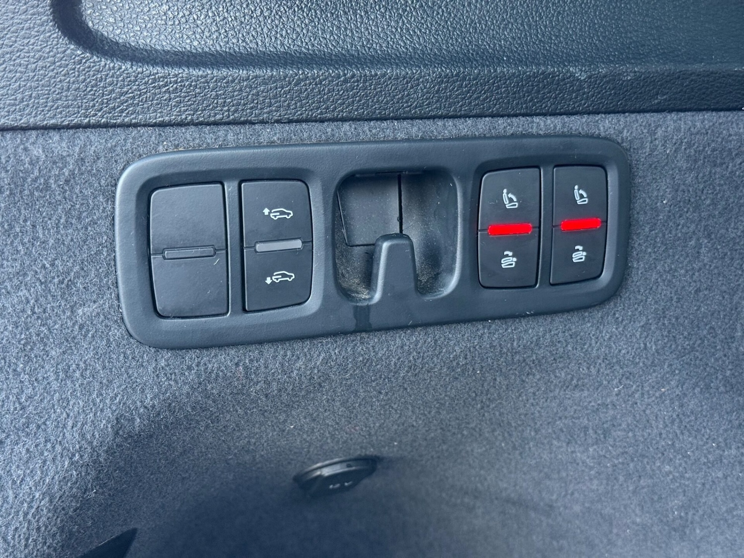 Used Audi Q7 2015 for sale - 76558408: Photo 70