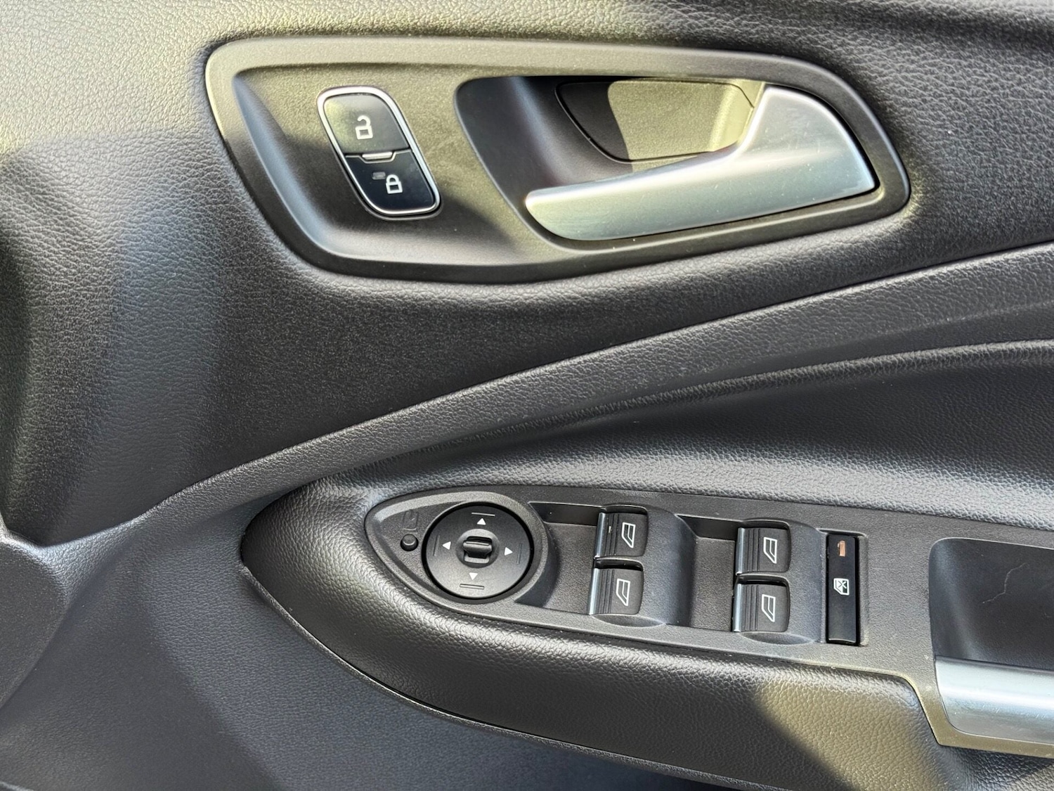 Used Ford Kuga 2018 for sale - 76706022: Photo 32