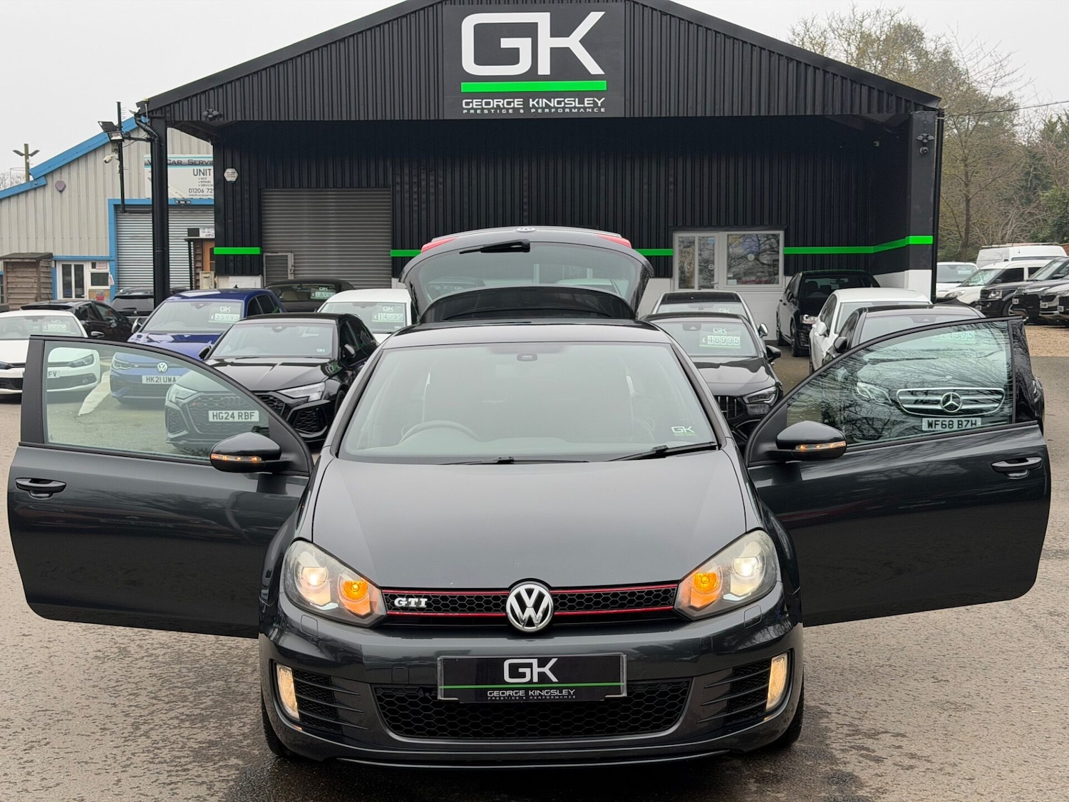 Used Volkswagen Golf 2010 for sale - 77758826: Photo 15