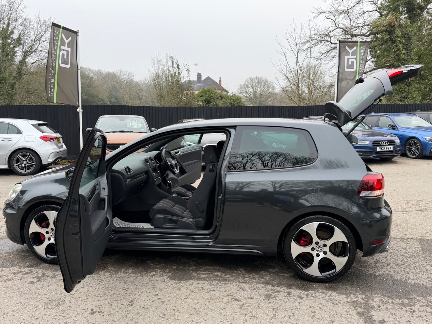 Used Volkswagen Golf 2010 for sale - 77758826: Photo 17