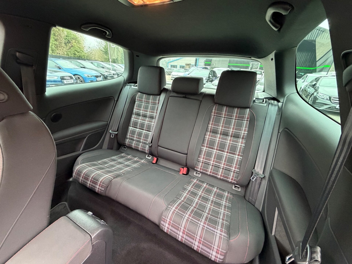 Used Volkswagen Golf 2010 for sale - 77758826: Photo 22