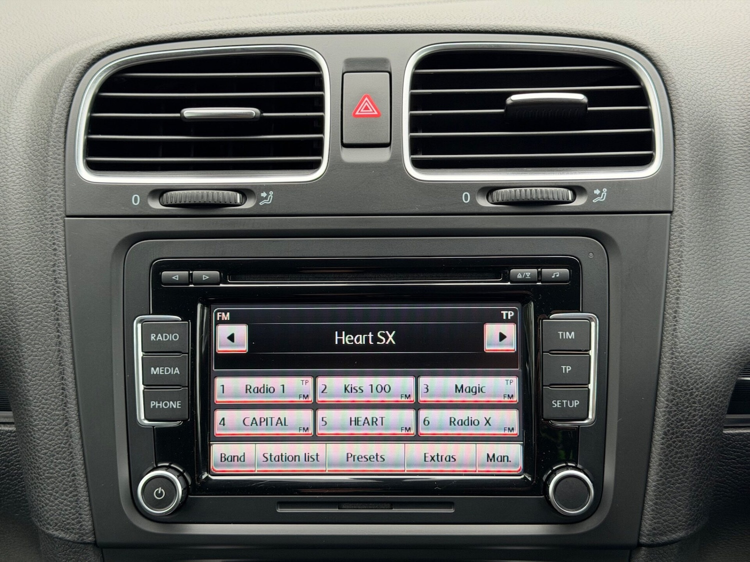 Used Volkswagen Golf 2010 for sale - 77758826: Photo 30