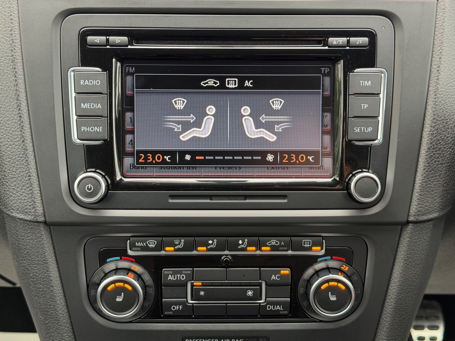 Used Volkswagen Golf 2010 for sale - 77758826: Photo 31