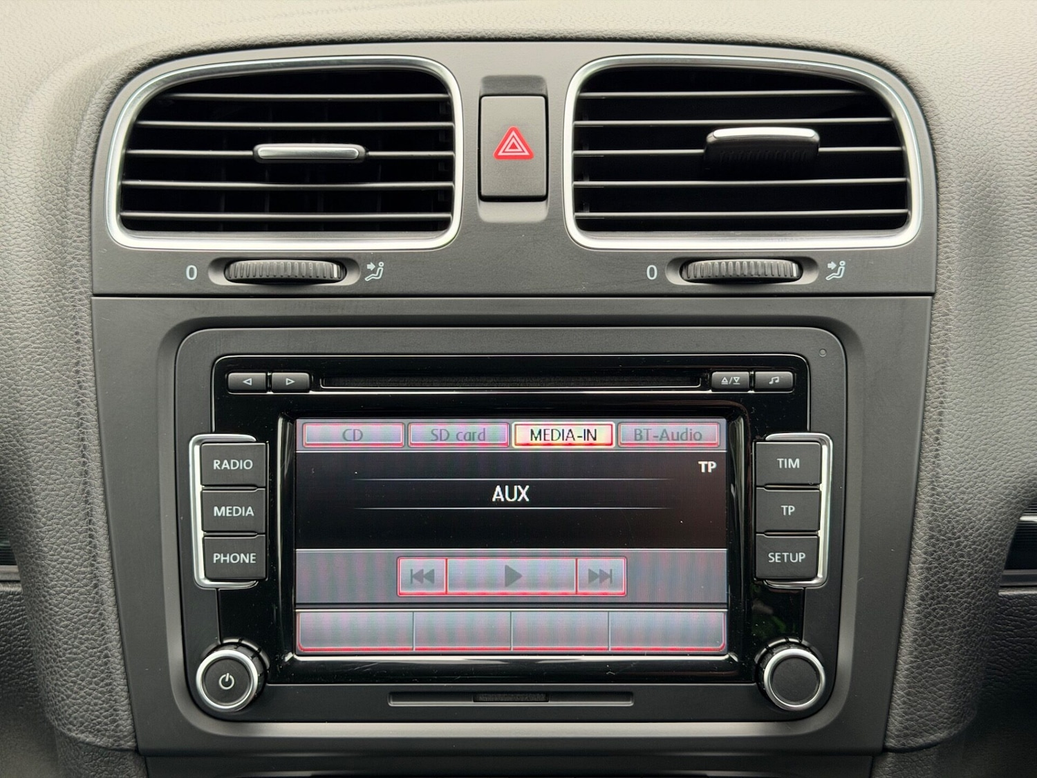 Used Volkswagen Golf 2010 for sale - 77758826: Photo 33