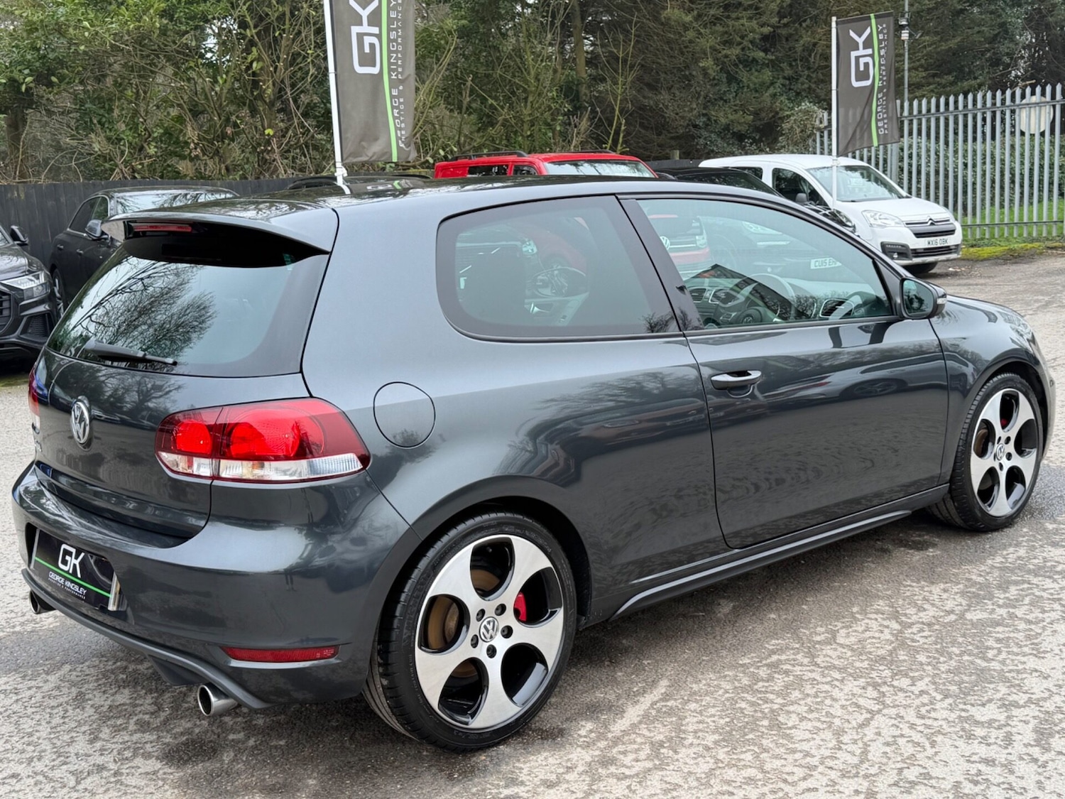 Used Volkswagen Golf 2010 for sale - 77758826: Photo 6