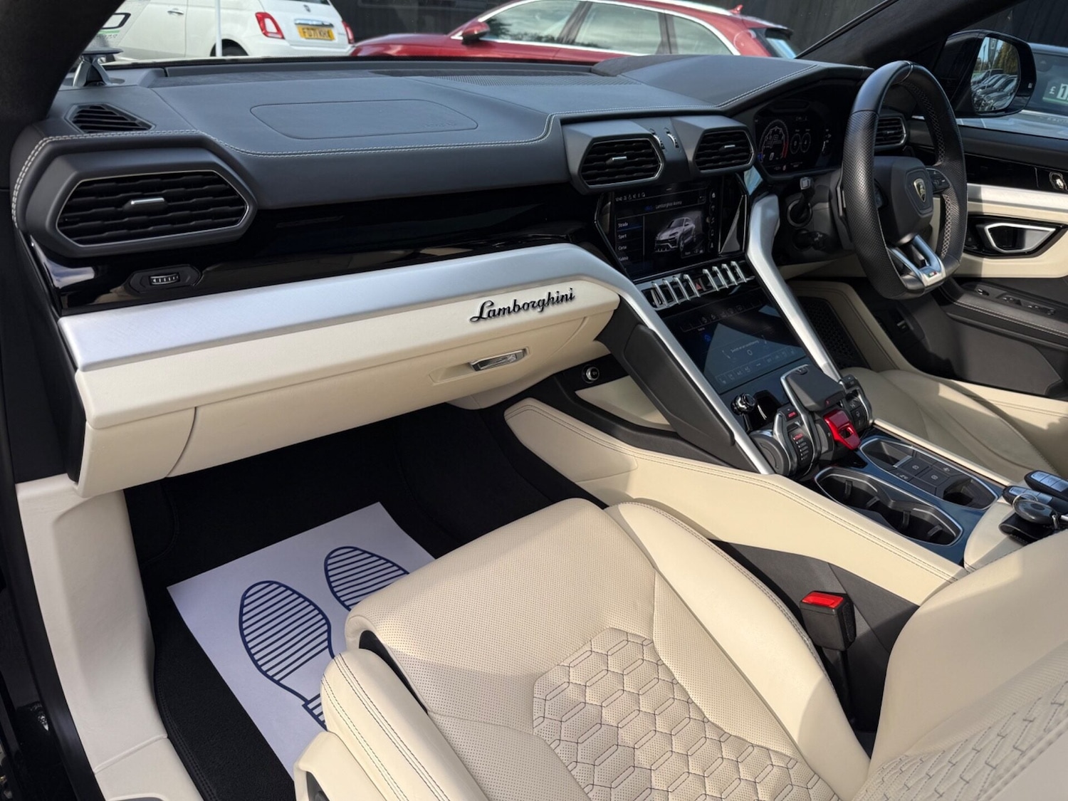 Used Lamborghini Urus 2019 for sale - 76748066: Photo 26