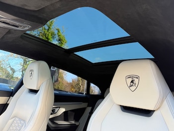 Used Lamborghini Urus 2019 for sale - 76748066: Photo