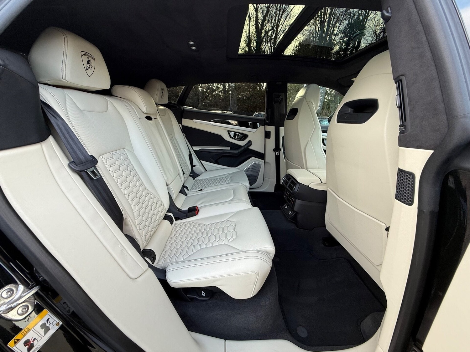 Used Lamborghini Urus 2019 for sale - 76748066: Photo 35