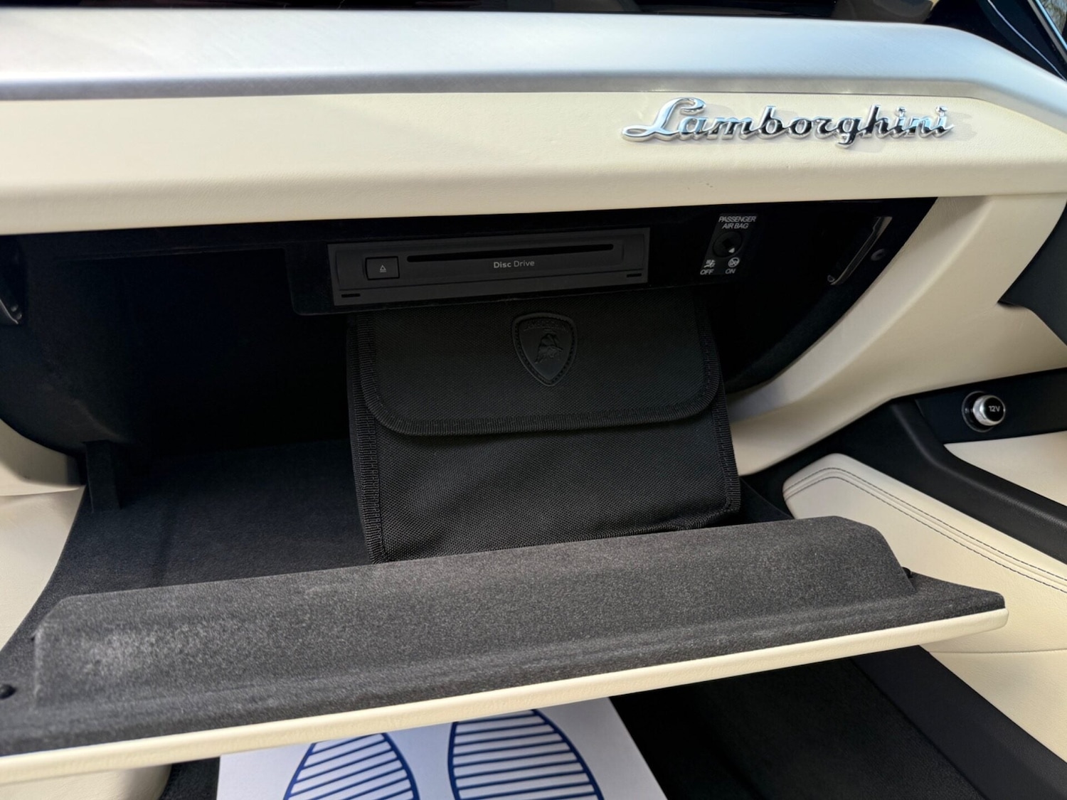 Used Lamborghini Urus 2019 for sale - 76748066: Photo 75