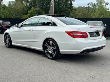 Used Mercedes-Benz E Class 2013 for sale - 78775947: Photo