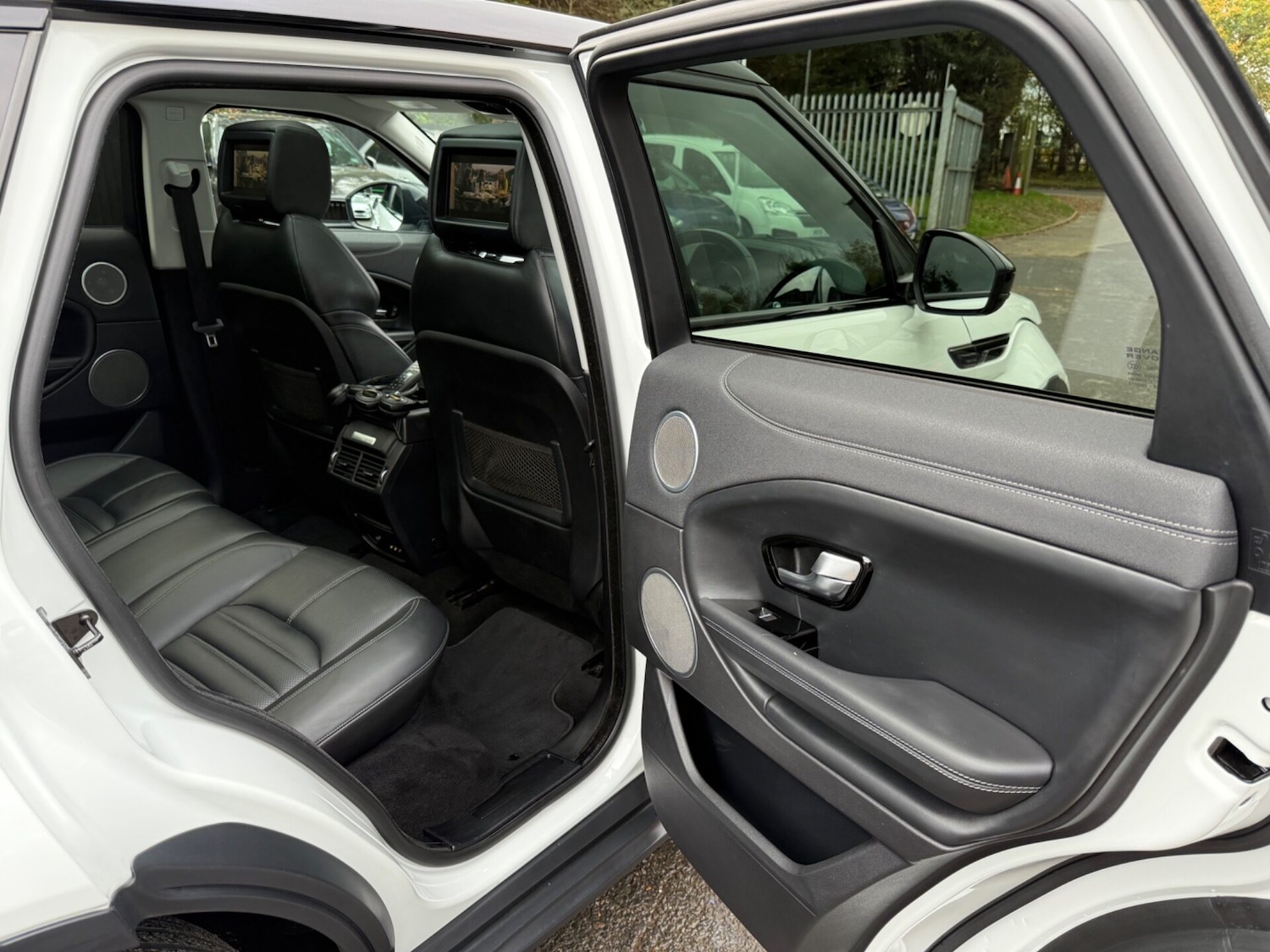 Used Land Rover Range Rover Evoque 2015 for sale - 76541376: Photo 36