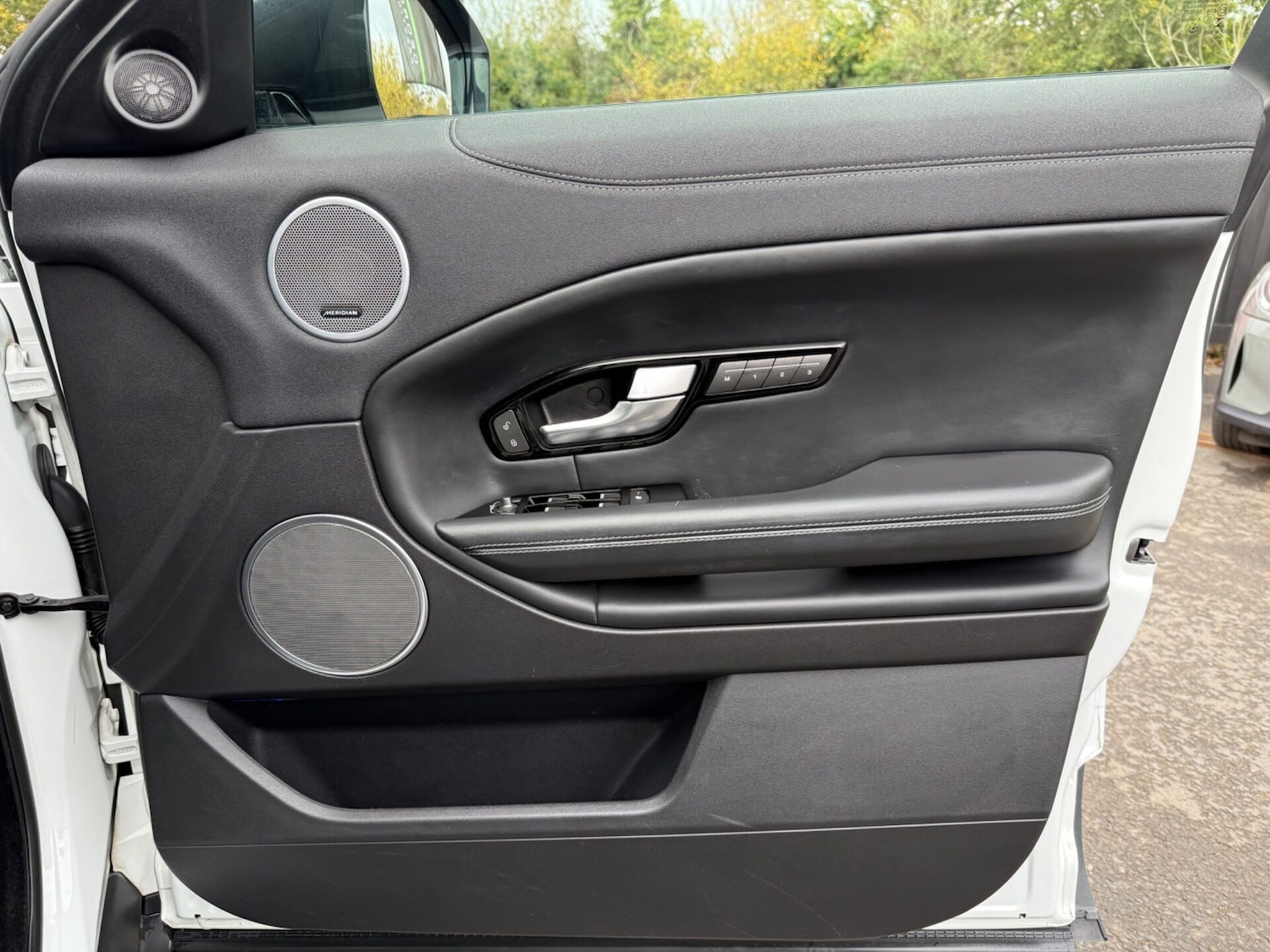 Used Land Rover Range Rover Evoque 2015 for sale - 76541376: Photo 41