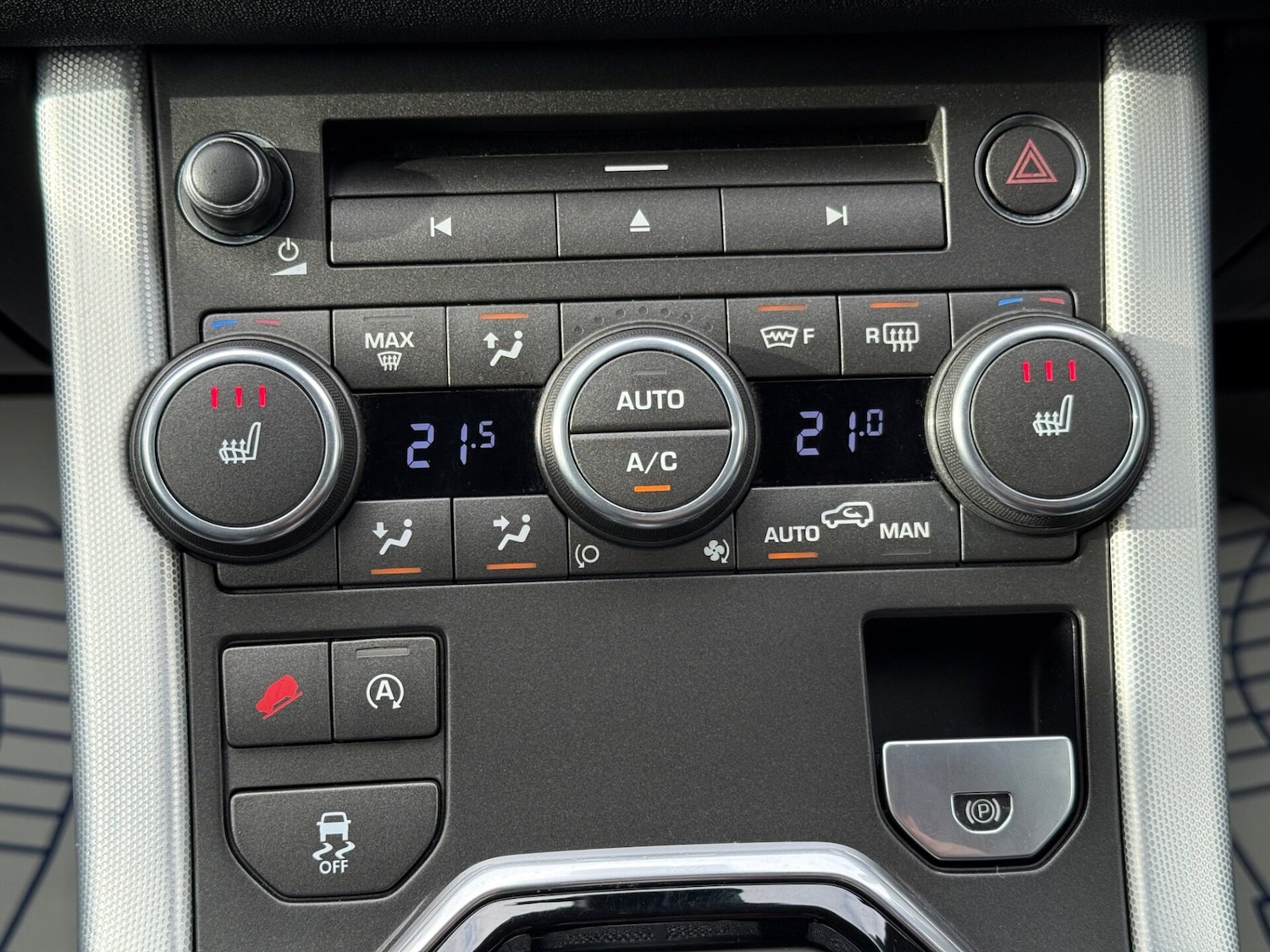 Used Land Rover Range Rover Evoque 2015 for sale - 76541376: Photo 54