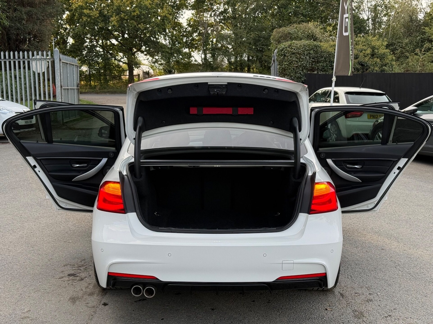 Used BMW 3 Series 2016 for sale - 76126590: Photo 20