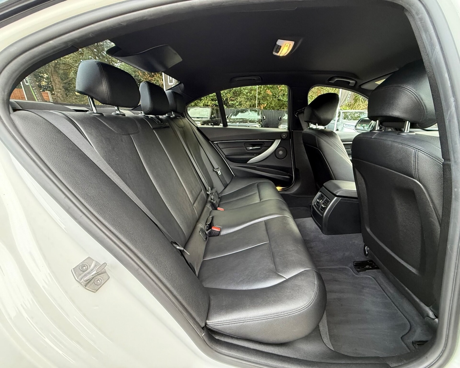 Used BMW 3 Series 2016 for sale - 76126590: Photo 30
